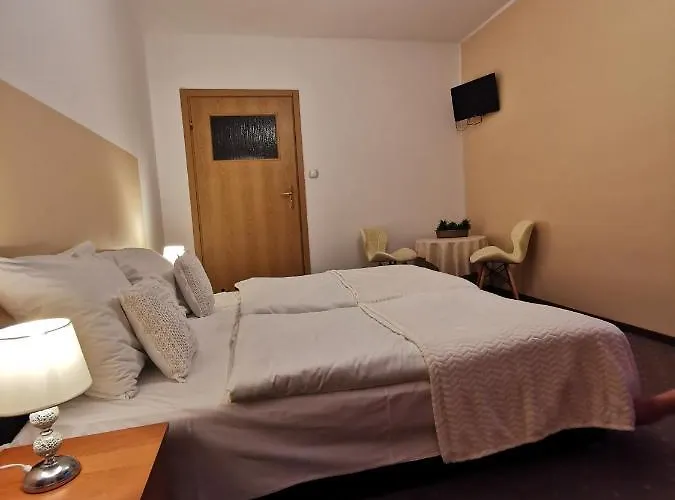 홈스테이 Goscinne Zych 슈차이르크