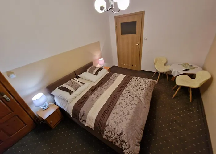 홈스테이 Goscinne Zych *