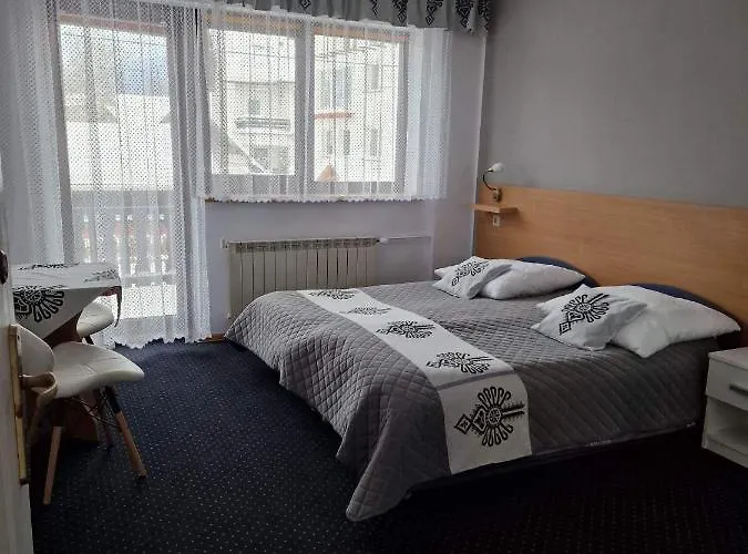 홈스테이 Goscinne Zych *